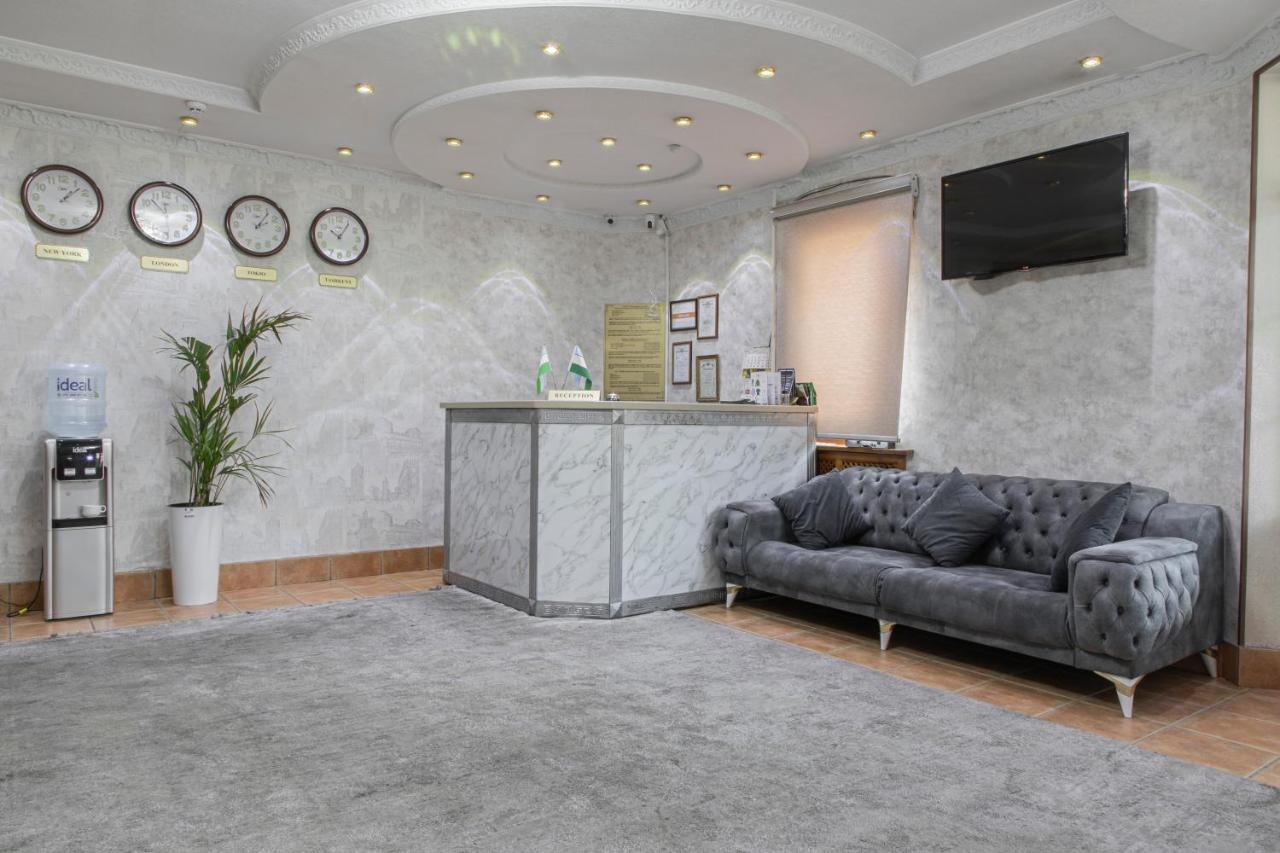 Nur M Hotell Tasjkent Exteriör bild