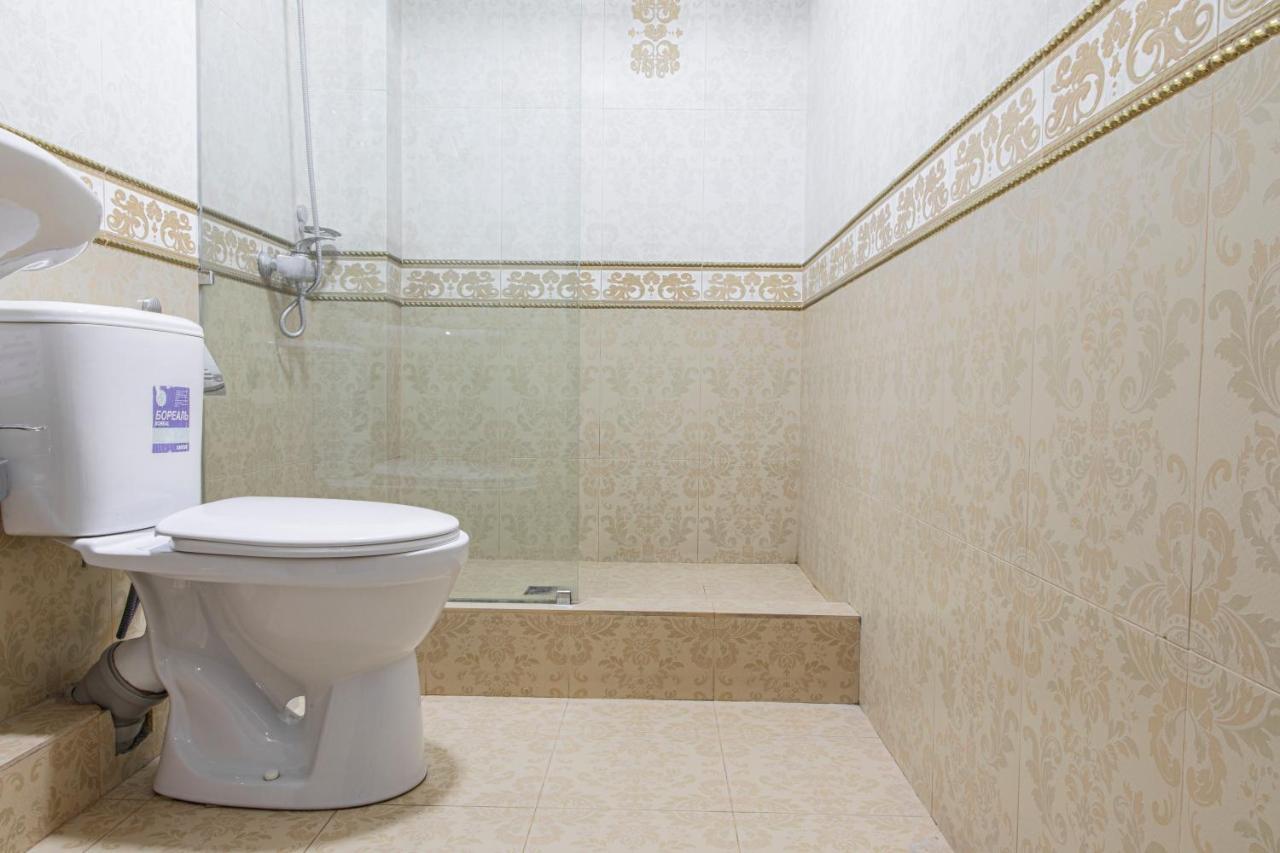 Nur M Hotell Tasjkent Exteriör bild